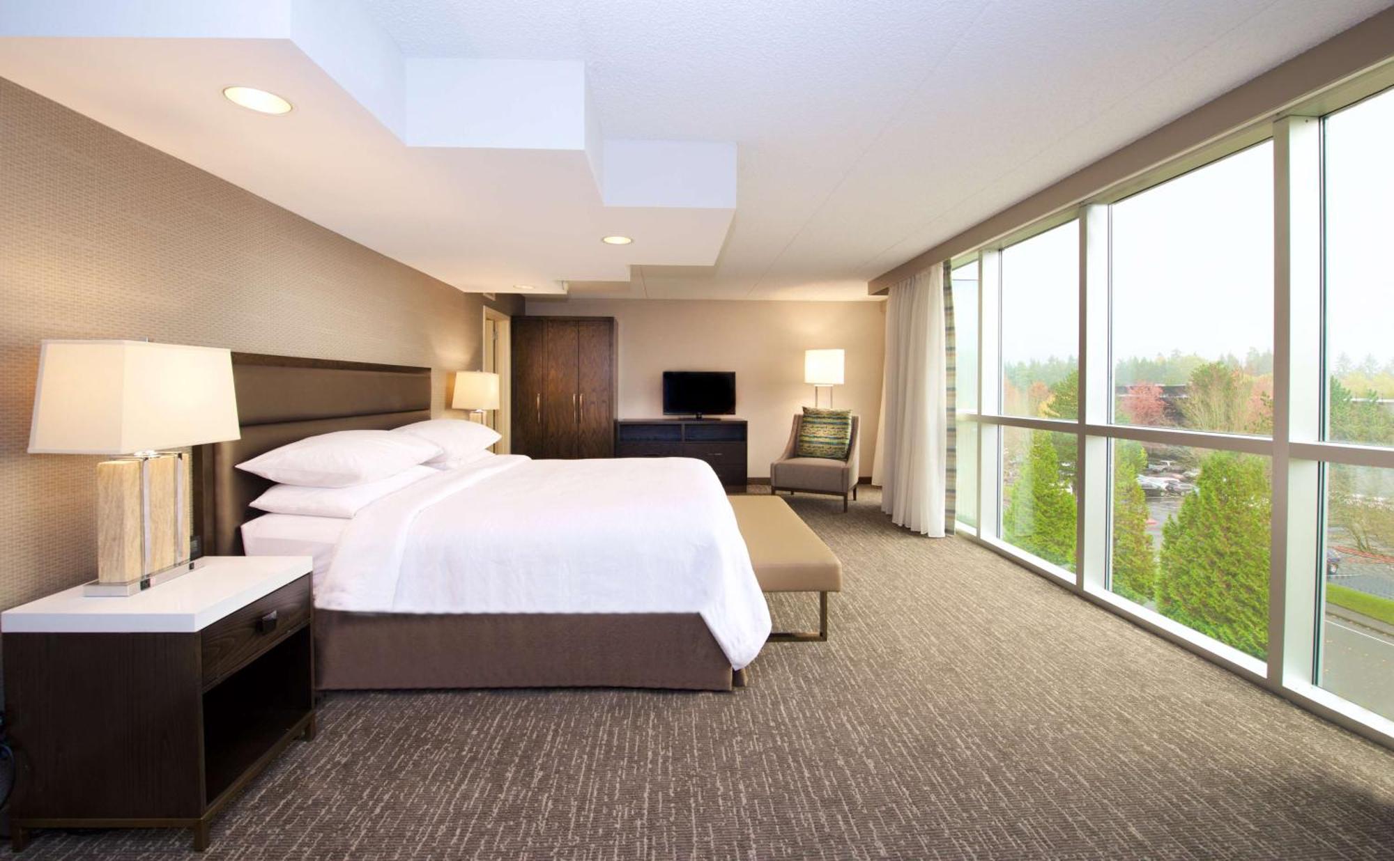 Embassy Suites By Hilton Seattle Bellevue Exterior foto